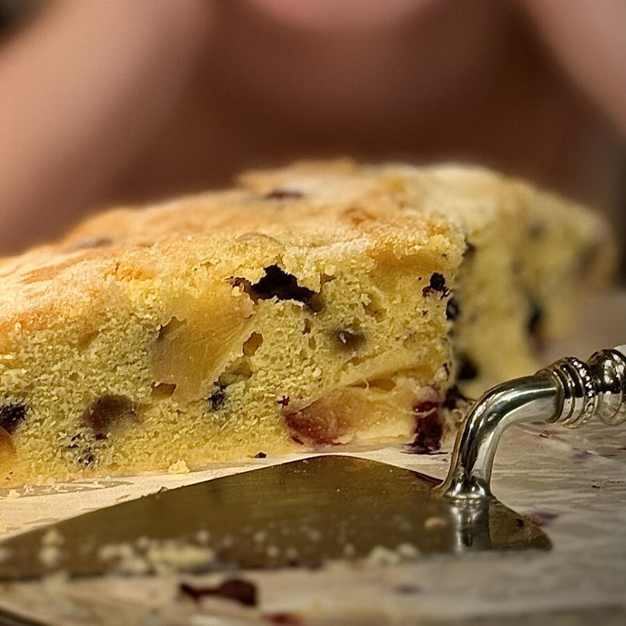 Peach and Blueberry Sparkle Cake
